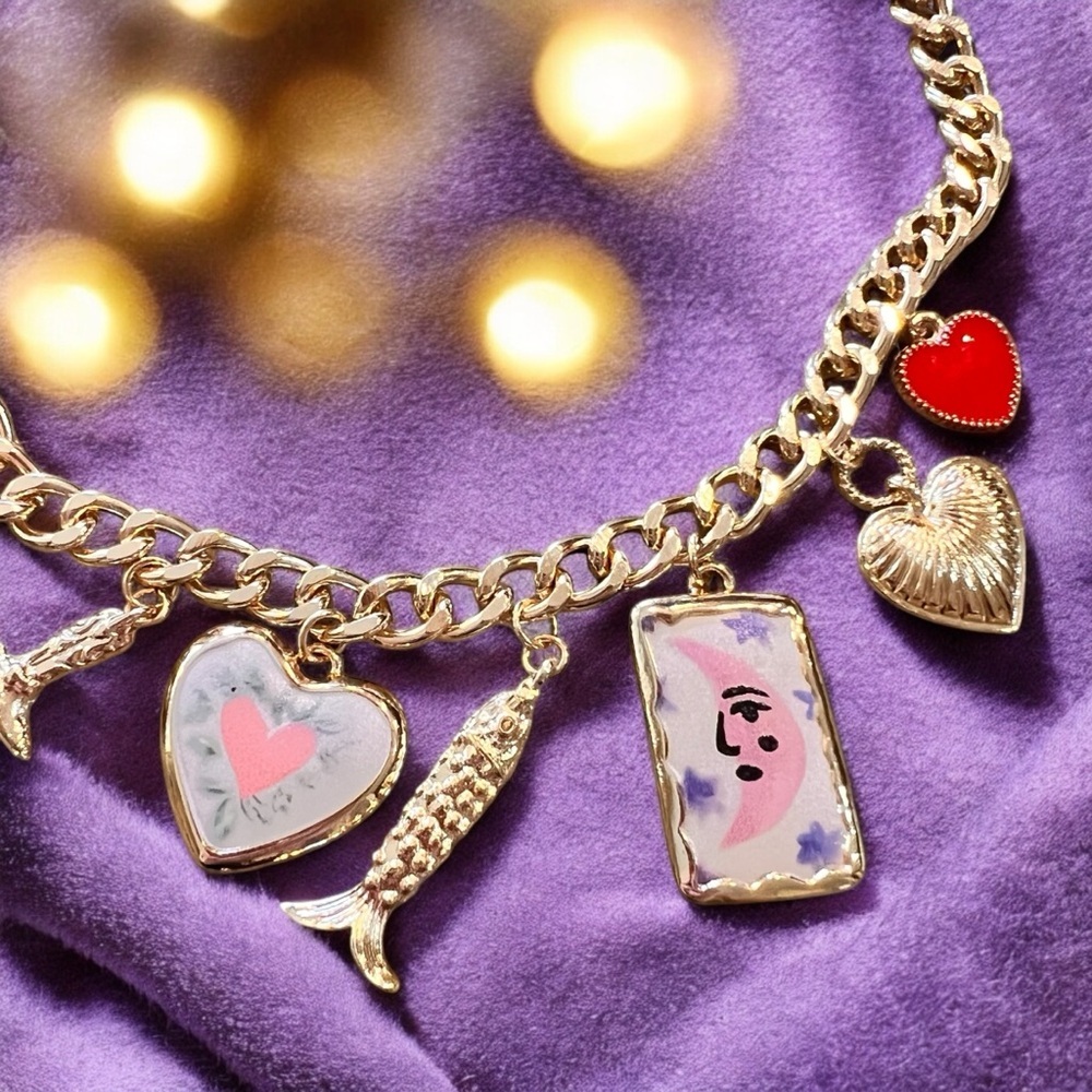 Gold toned chunky charm necklace with Heart and Love Accents - Picture 13 of 17